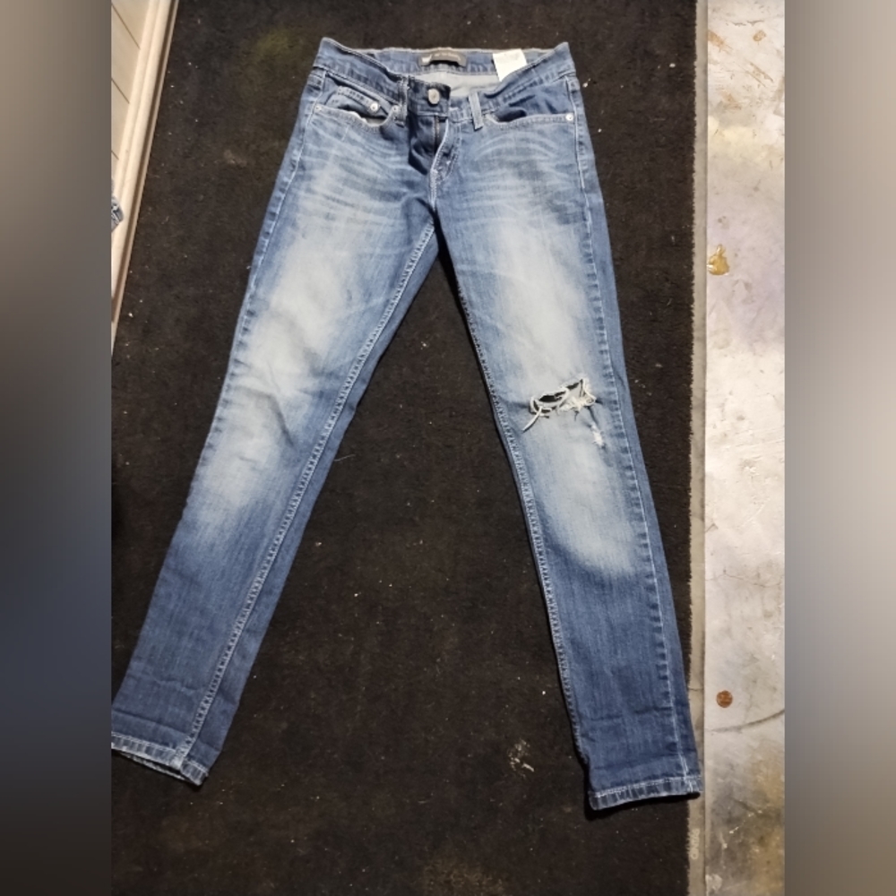 Women's jeans